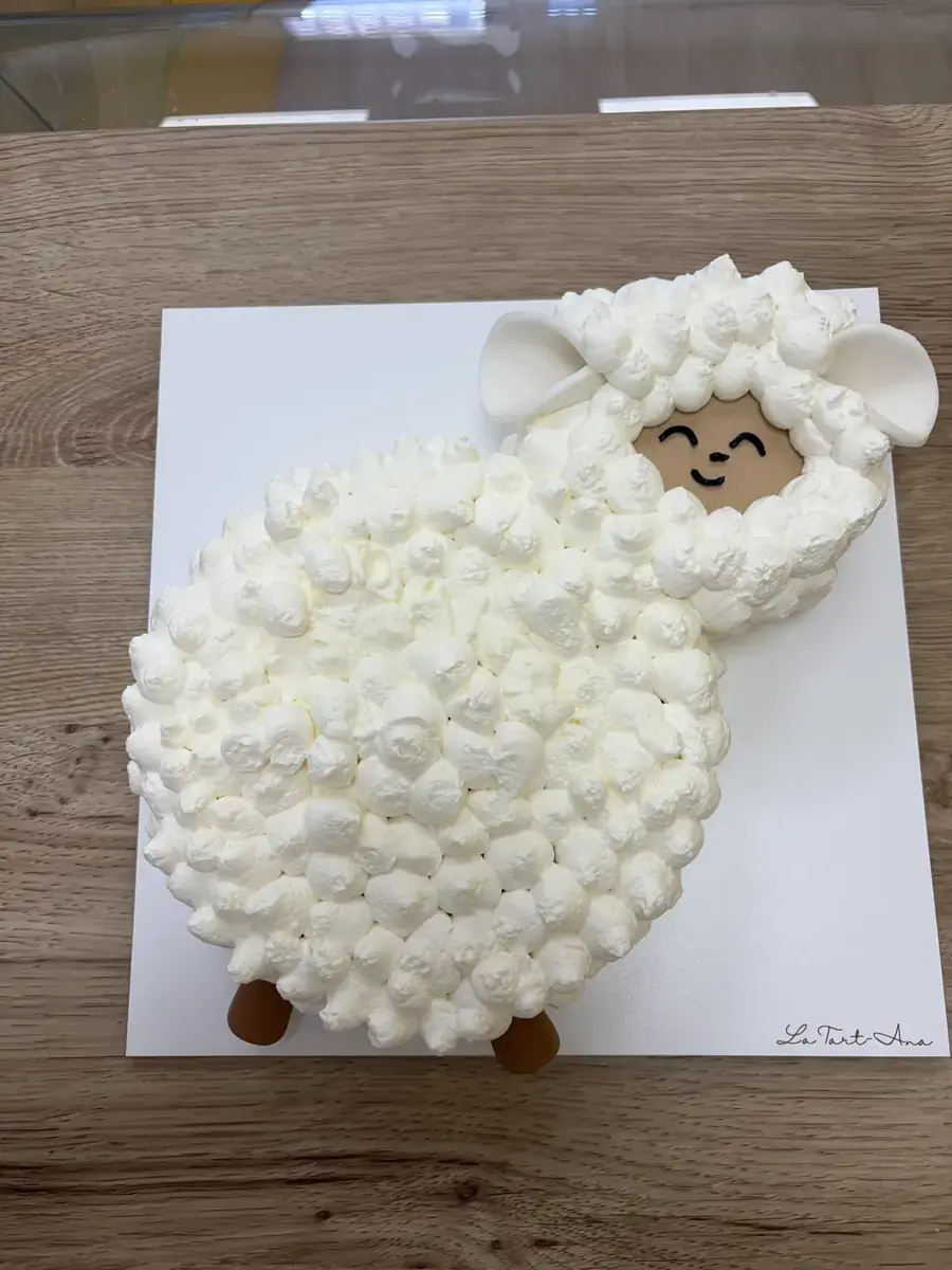 Tarta personalizada oveja artesanal Pinoso